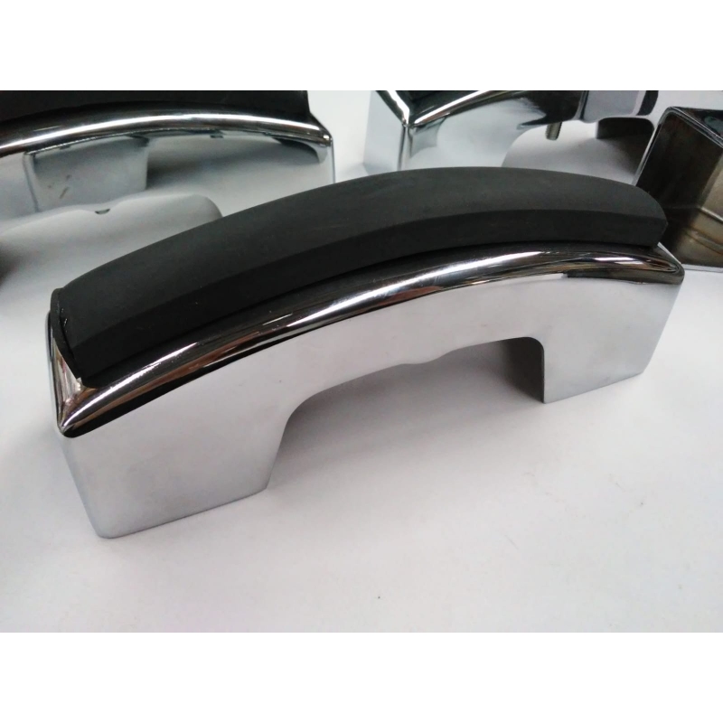 BATENTE PARA-CHOQUE FUSCA 70/96 CROMADO JOGO