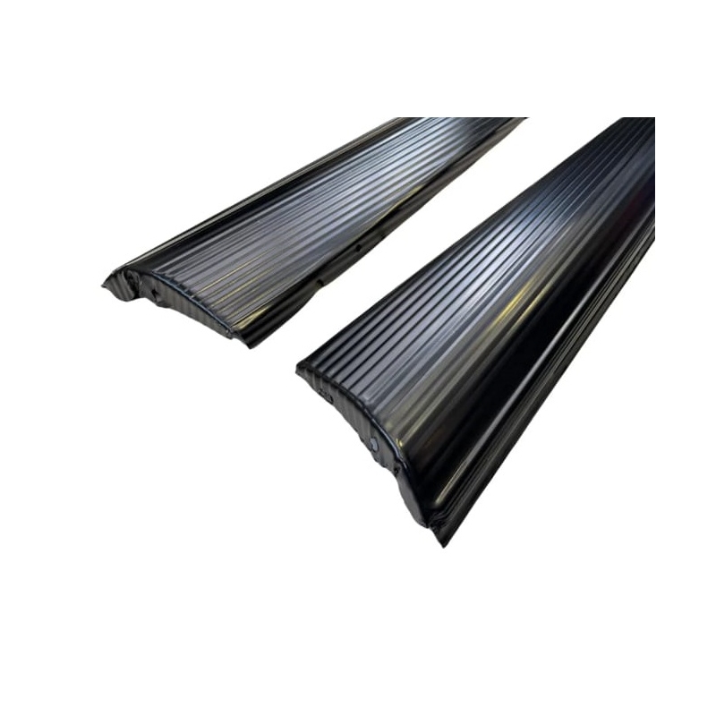 ESTRIBO COMUM PRETO FRISO ESTAMPADO PAR