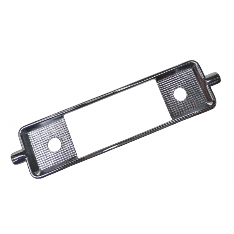 MOLDURA RÁDIO CROMADA COM FRISO